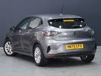Used Renault Clio Evolution 143 HP (105 kW) 2025 Grey Hatchback