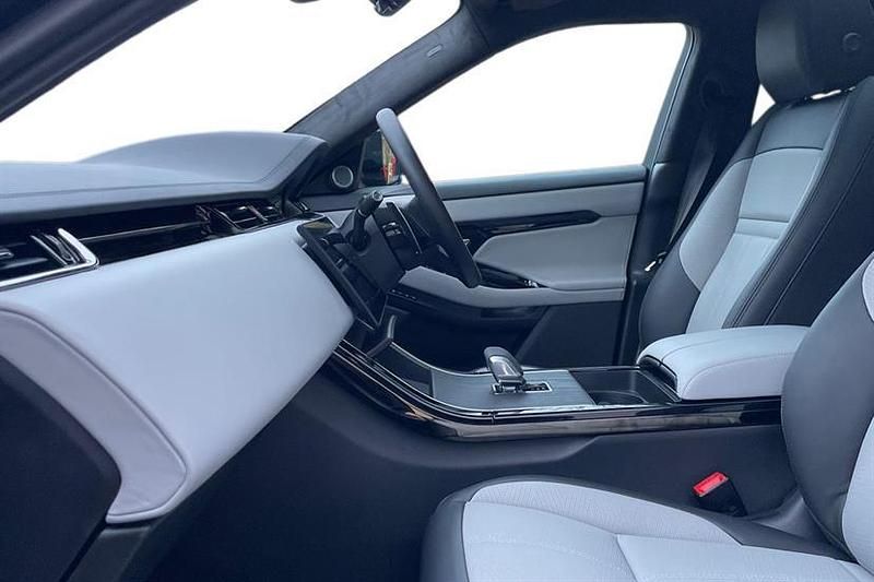 Used Land Rover Range Rover evoque Autobiography 204 HP (150 kW) 2025 Santorini black SUV