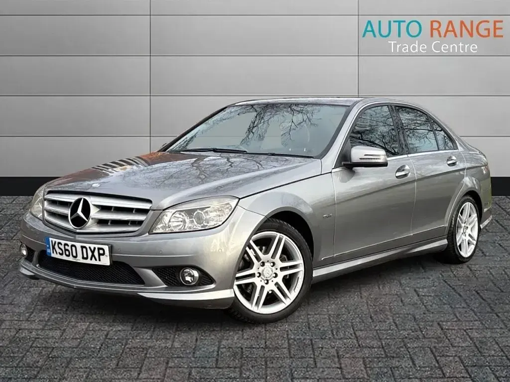 Used Mercedes C250 204 HP (150 kW) 2011 Silver Sedan