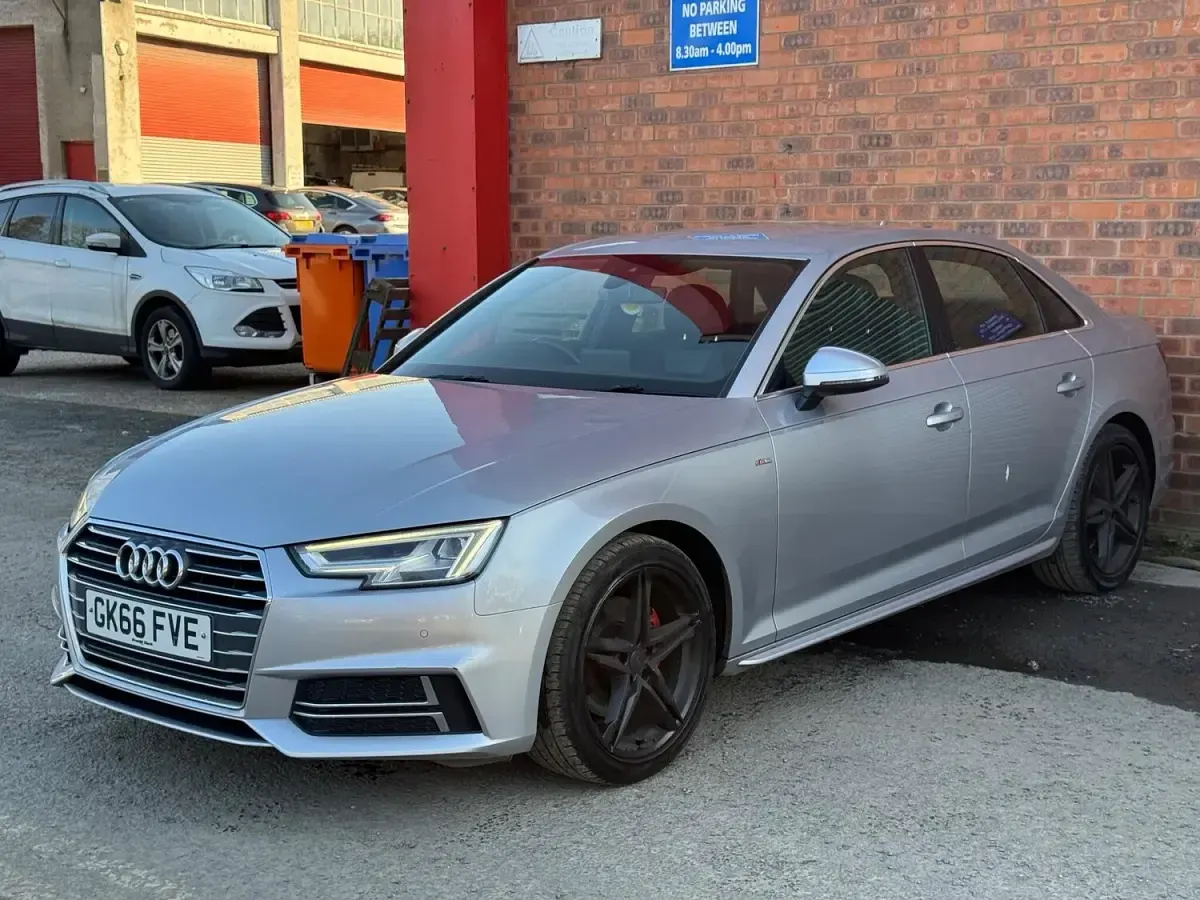 Used Audi A4 S-Line 147 HP (108 kW) 2016 Silver Sedan