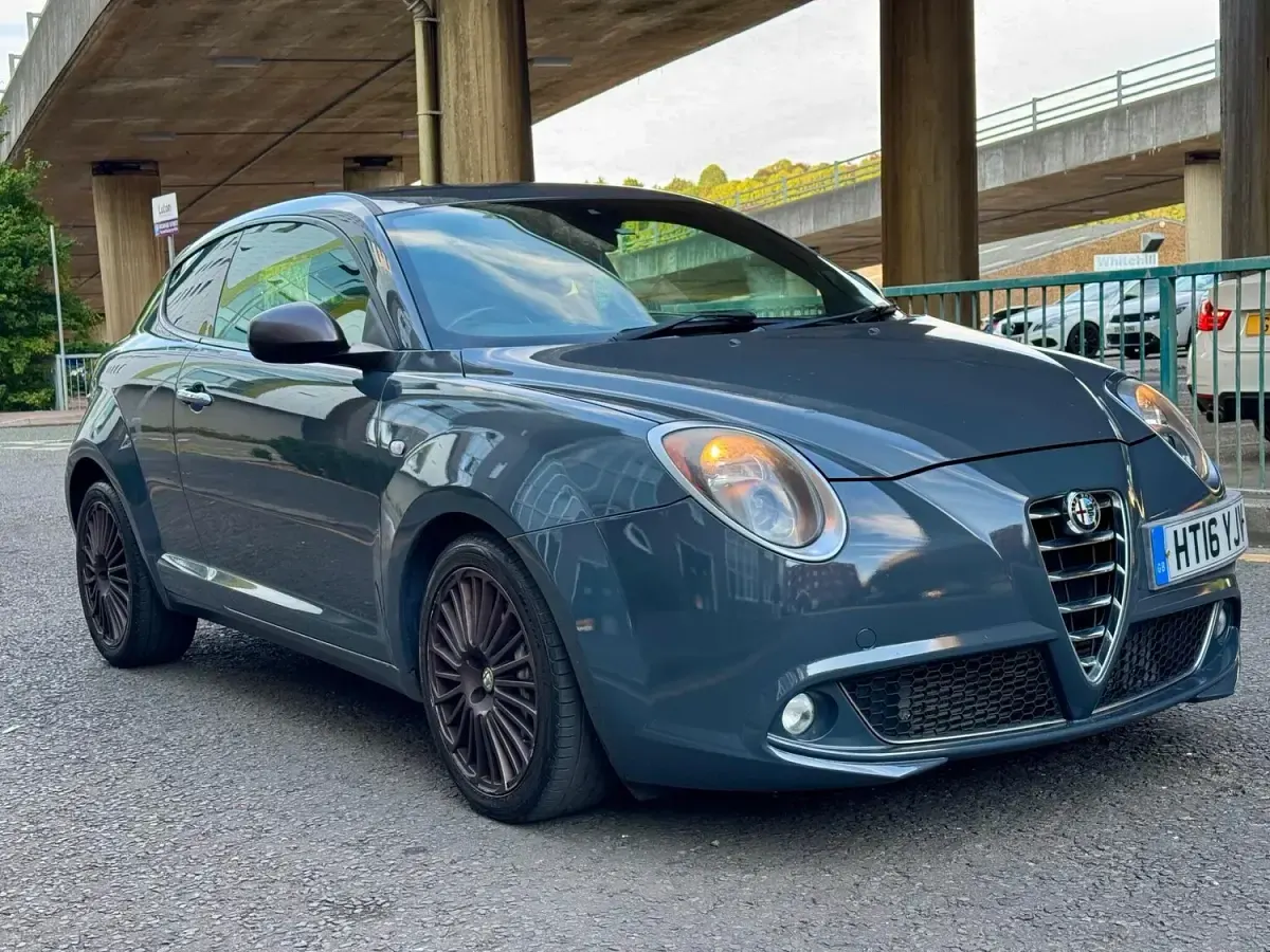 Used Alfa Romeo MiTo 140 HP (102 kW) 2016 Grey Hatchback