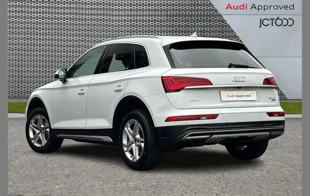 Used Audi Q5 Sport 200 HP (147 kW) 2021 White SUV