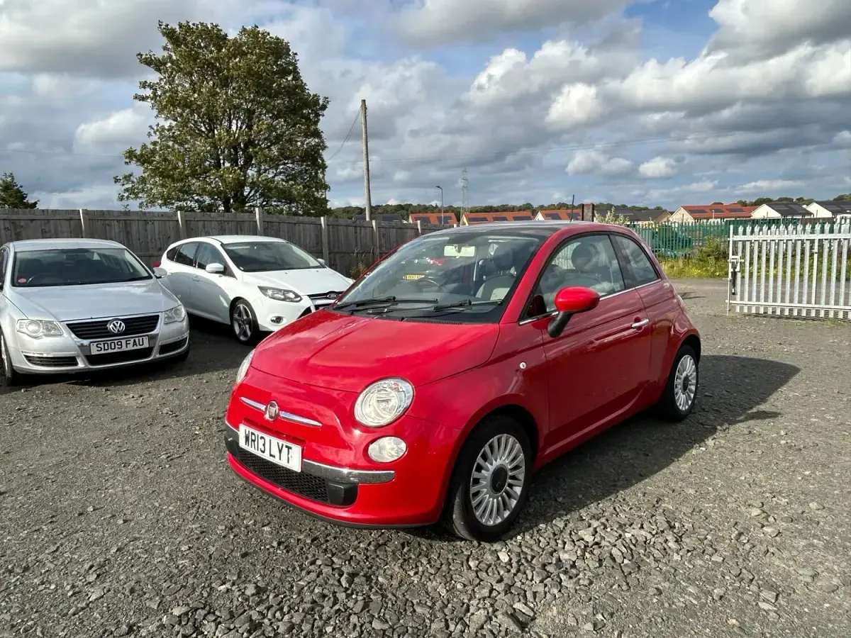 Used Fiat 500 Lounge 69 HP (50 kW) 2013 Red Hatchback