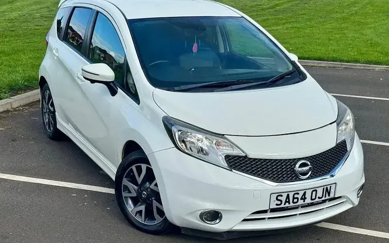 Used Nissan Note Tekna 90 HP (66 kW) 2016 Hatchback
