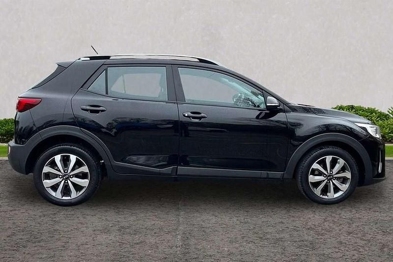 Used Kia Stonic 100 HP (73 kW) 2021 Black SUV