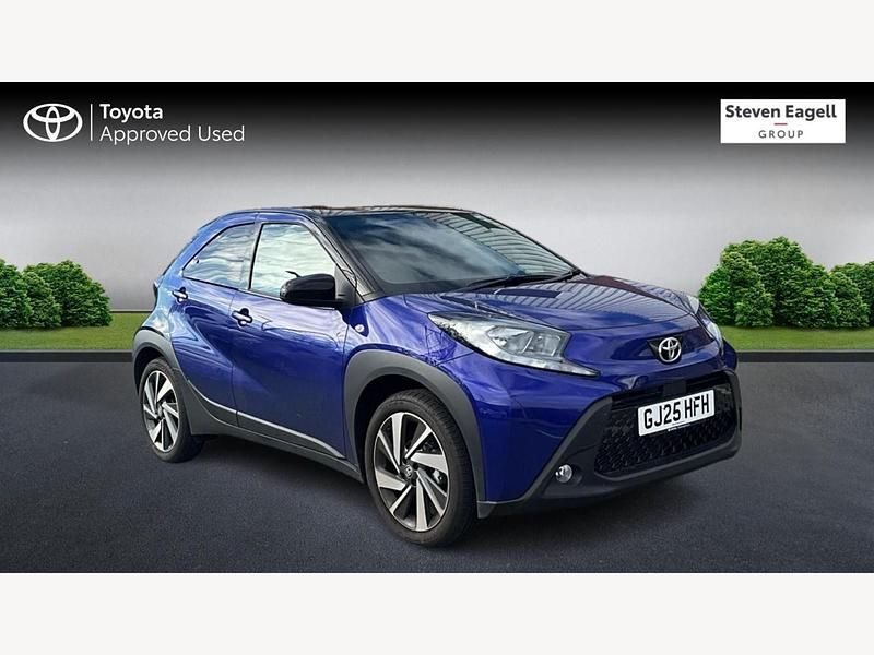 Blue Used 2025 Toyota Aygo X SUV | £18,287 - Image 1/3