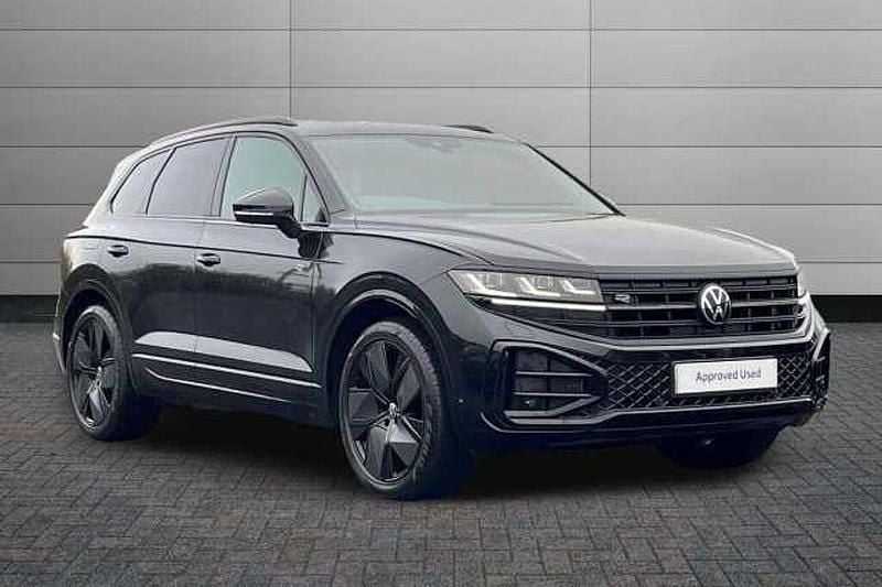 Grenadilla black Used 2025 VW Touareg Black Edition SUV | £52,950 (Fair price) - Image 1/4