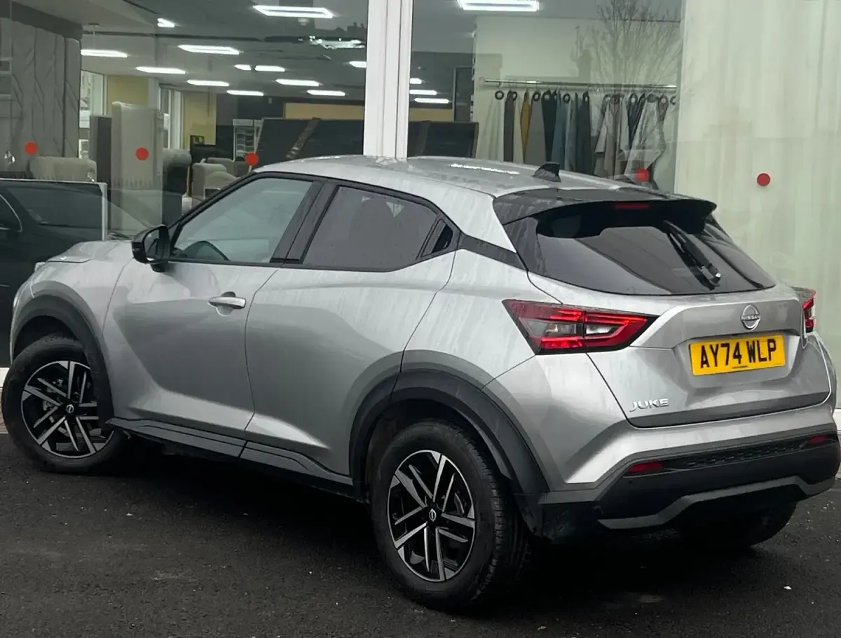 Used Nissan Juke N-Connecta 2024 Silver SUV