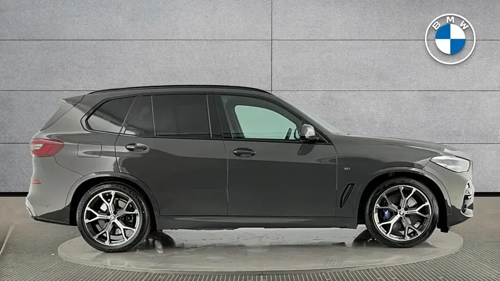 Used BMW X5 M Sport 389 HP (286 kW) 2021 Grey SUV