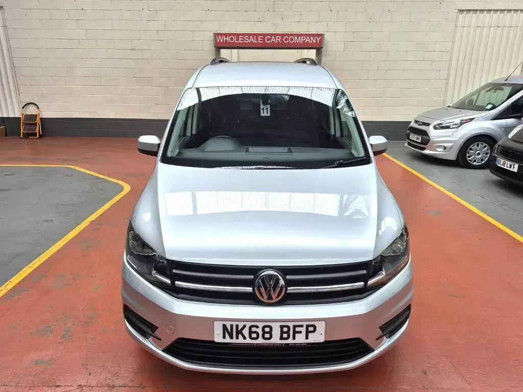 Used VW Caddy Maxi Life 2018 White MPV