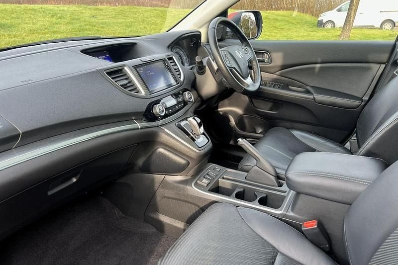 Red Used 2016 Honda CR-V EX SUV | £19,491 (Expensive) - Image 1/4