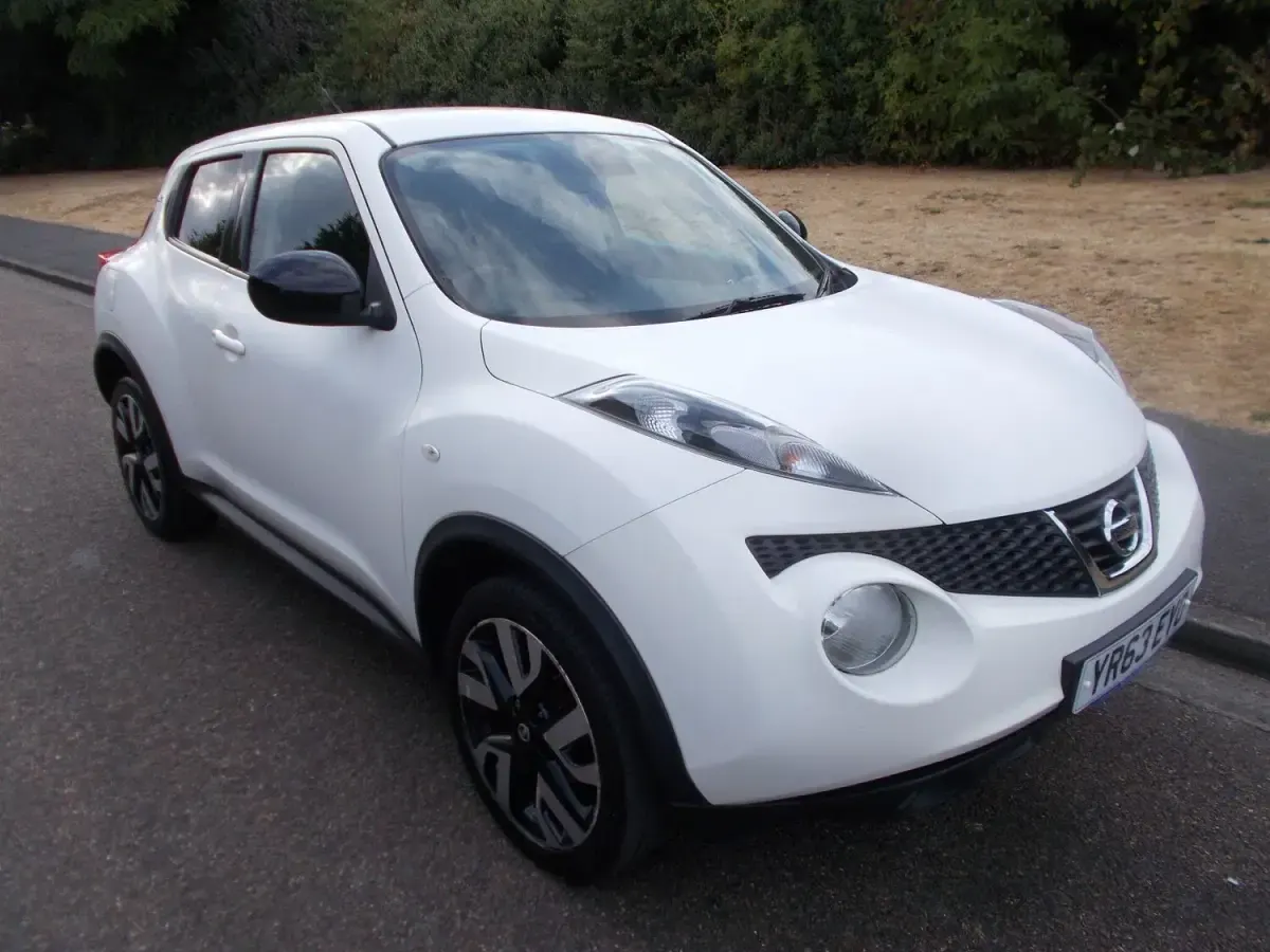 Used Nissan Juke N-TEC 110 HP (80 kW) 2013 White SUV