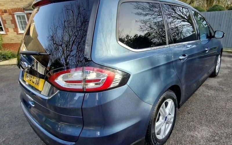 Used Ford Galaxy Titanium 150 HP (110 kW) 2019 Blue MPV