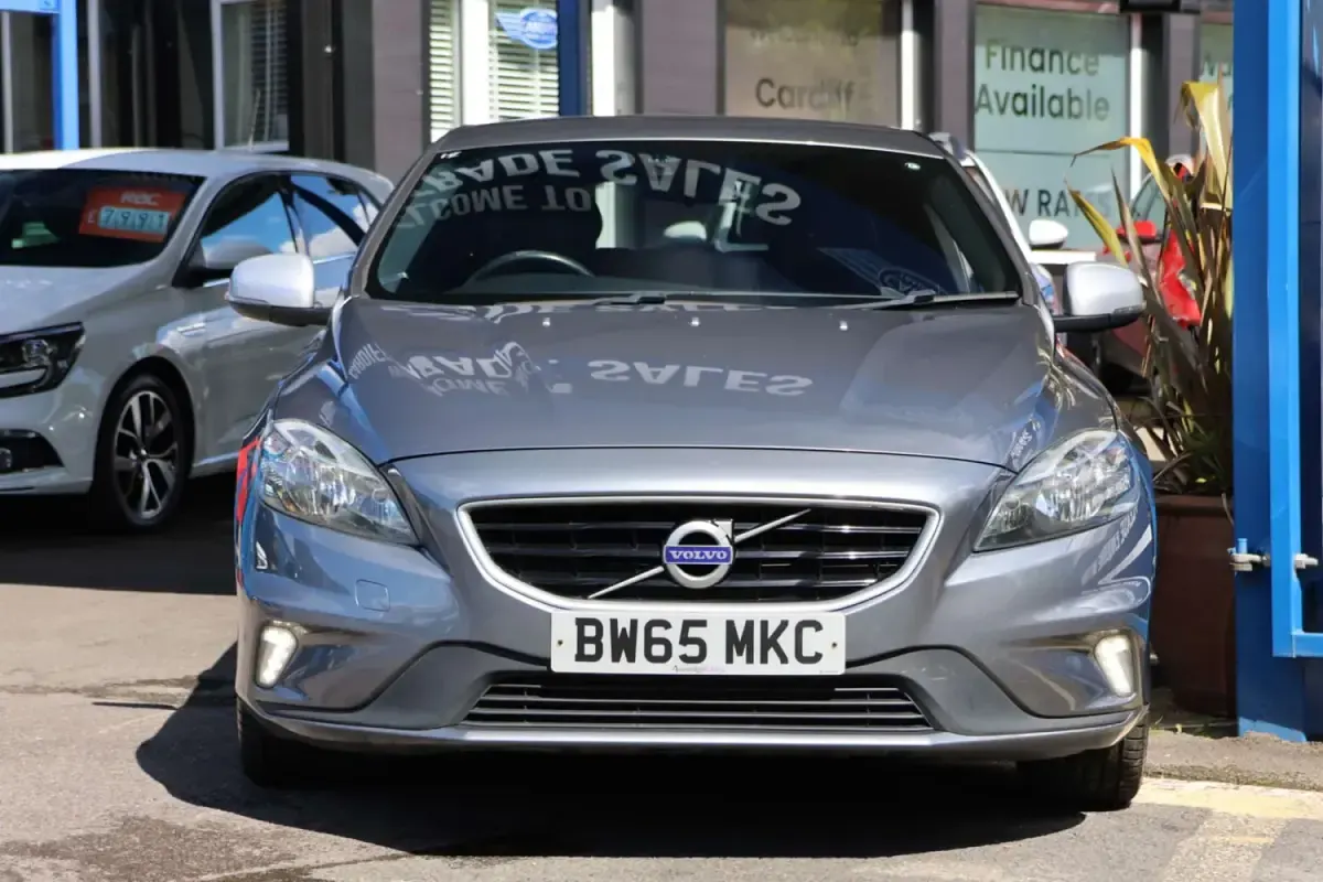 Gebraucht Volvo V40 R-Design 2016 Grau Kleinwagen