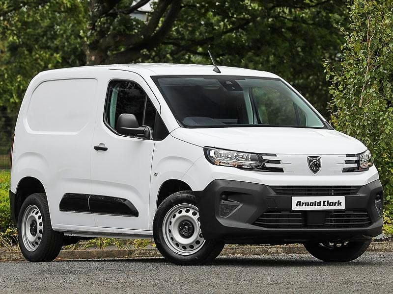 Used Peugeot Partner 131 HP (96 kW) 2026 White MPV