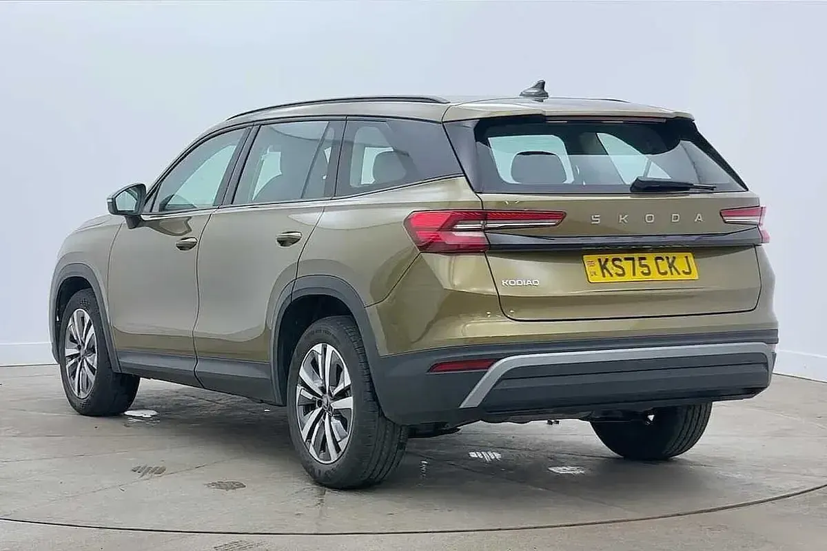 Used Skoda Kodiaq SE 110 HP (80 kW) 2026 Bronx gold metallic SUV