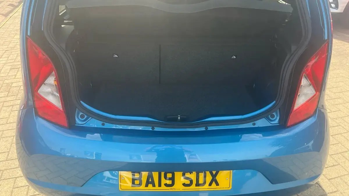 Used Seat Mii FR-Line 75 HP (55 kW) 2019 Blue Hatchback