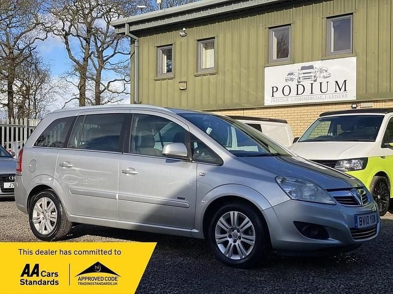 Used Vauxhall Zafira Design Edition 115 HP (84 kW) 2010 Silver MPV