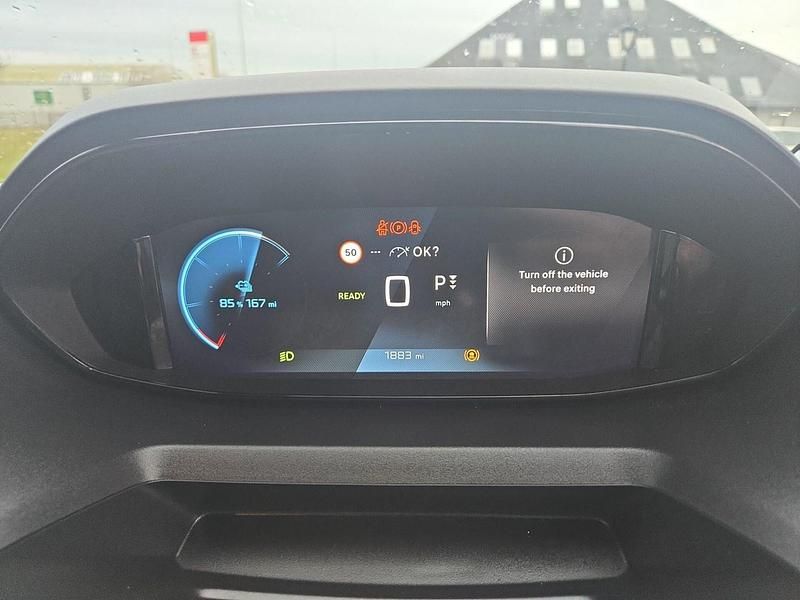 Begagnad Peugeot E-Partner 100 kW (136 HK) 2025 Grå Minibuss