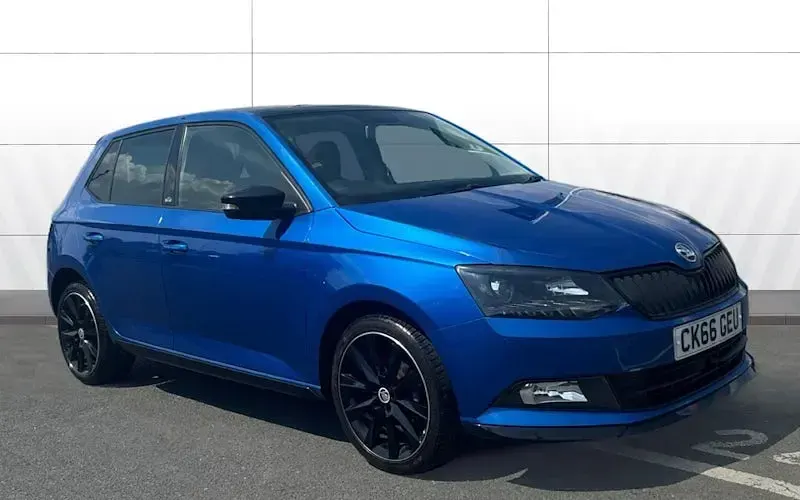 Usado Skoda Fabia Monte Carlo 90 CV (66 kW) 2016 Utilitario