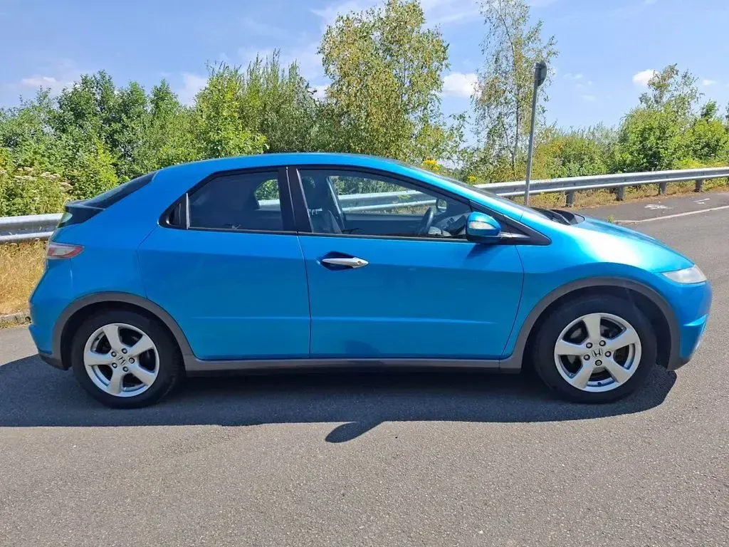 Used Honda Civic SE 140 HP (102 kW) 2010 Blue Hatchback
