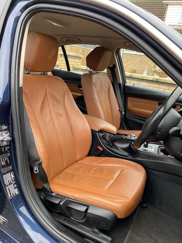 Used BMW 320 Luxury Line 2014 Blue Sedan