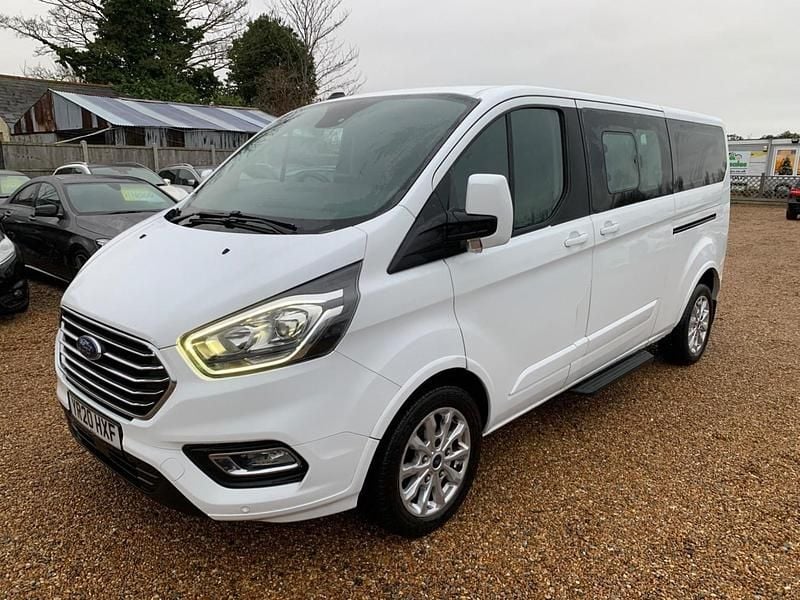Used Ford Tourneo Titanium 130 HP (95 kW) 2020 White MPV