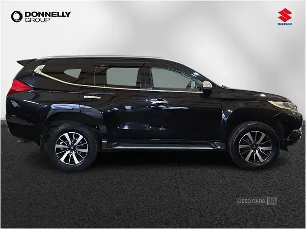 Used Mitsubishi Shogun 181 HP (133 kW) 2021 Black SUV