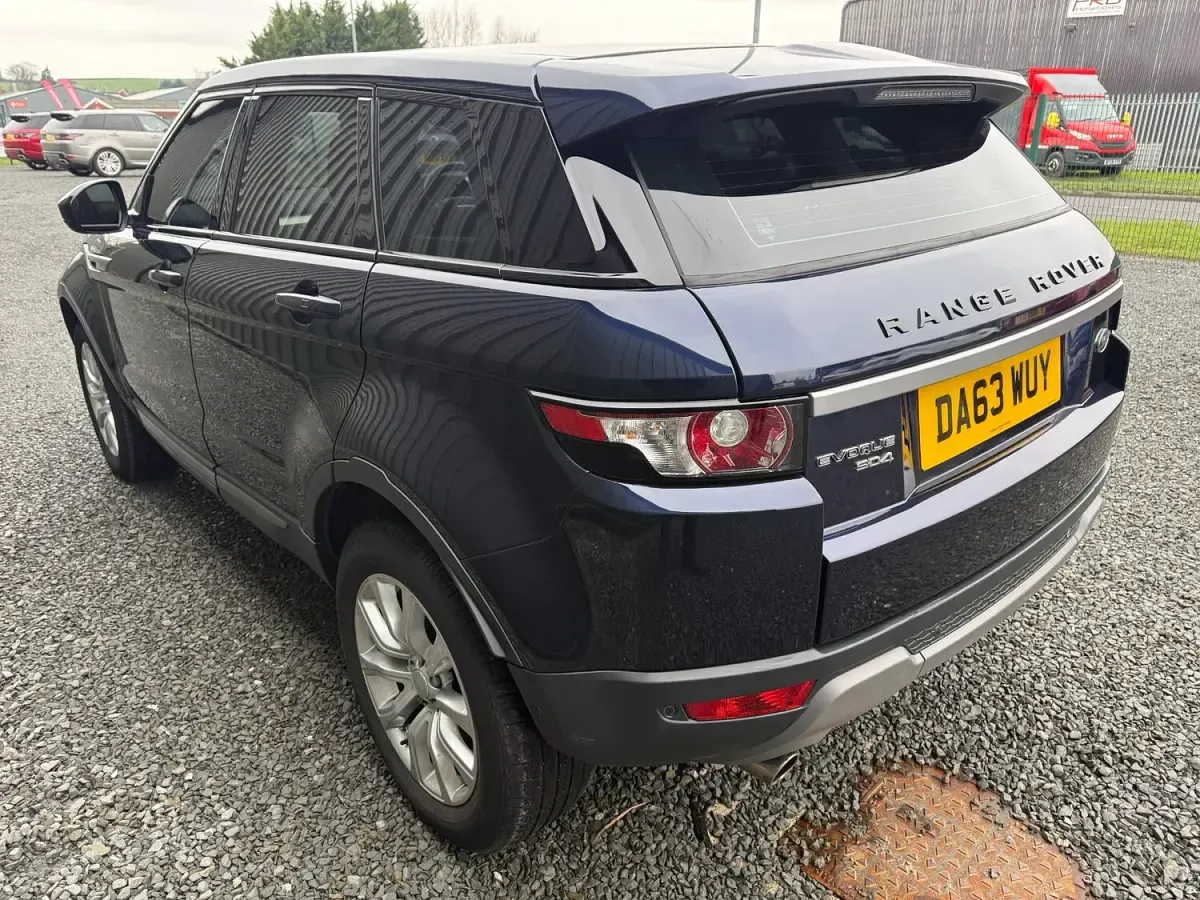 Used Land Rover Range Rover evoque Pure 190 HP (139 kW) 2014 Blue SUV