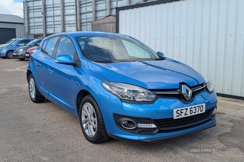Blue Used 2014 Renault Mégane III Dynamique Hatchback | £3,750 (Fair price) - Image 1/1