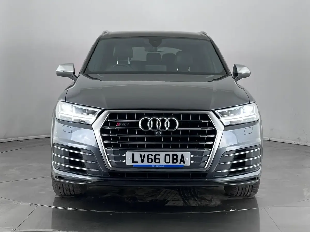 Usado Audi SQ7 S-Line 435 CV (319 kW) 2016 Gris SUV
