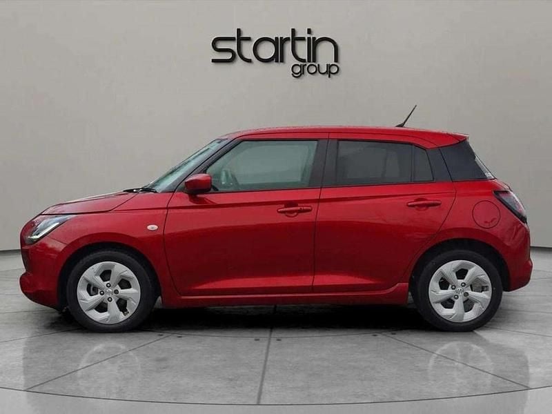 Used Suzuki Swift 82 HP (60 kW) 2025 Red Hatchback