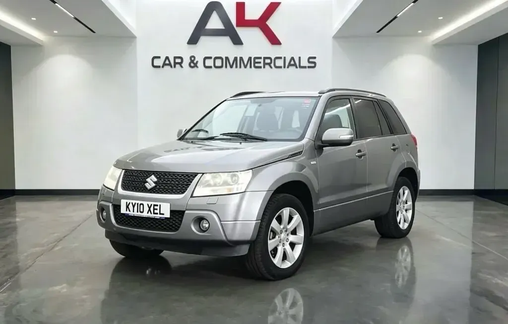 Used Suzuki Grand Vitara SZ5 129 HP (94 kW) 2010 Grey SUV