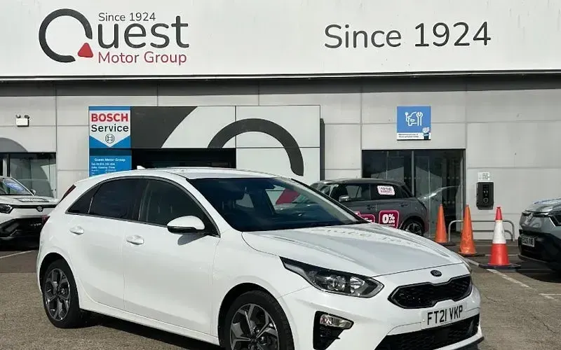 Begagnad Kia Ceed 136 HK (100 kW) 2021 Halvkombi
