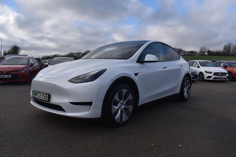 White Used 2022 Tesla Model Y RWD SUV | £22,482 (Fair price) - Image 1/4
