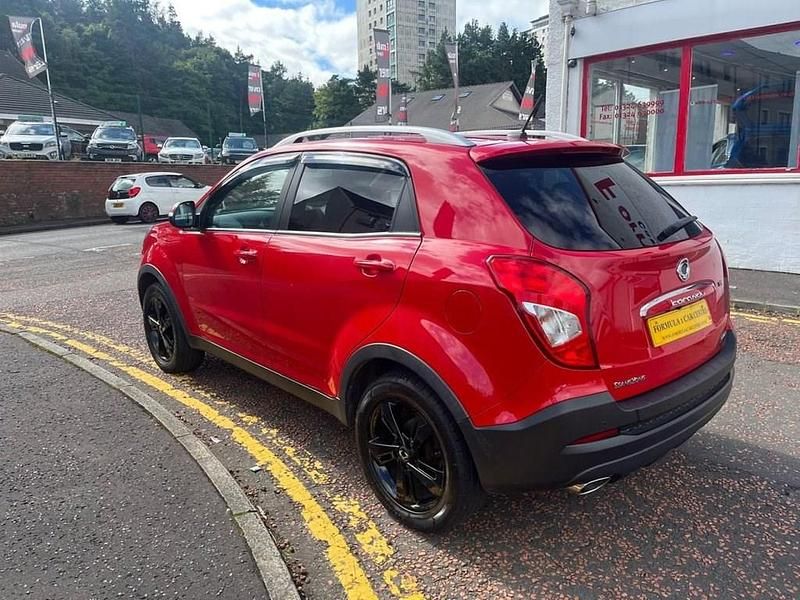 Used SsangYong Korando 176 HP (129 kW) 2018 Red Estate