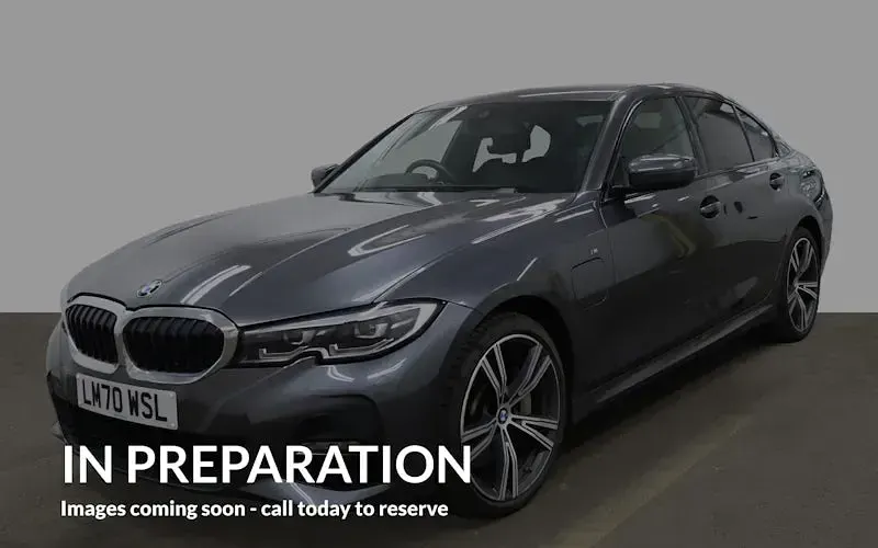 Begagnad BMW 330e M Sport 292 HK (214 kW) 2022 Sedan