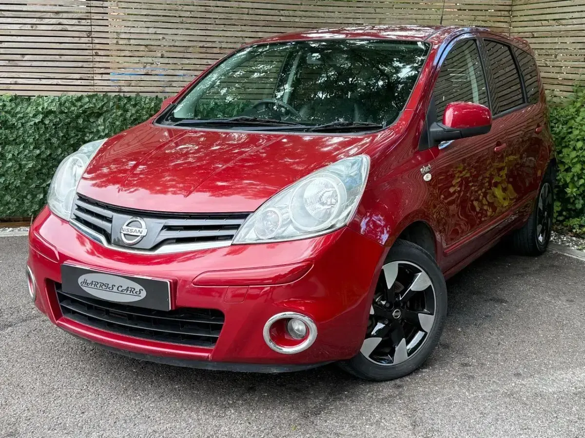 Used Nissan Note N-TEC 90 HP (66 kW) 2013 Red Hatchback