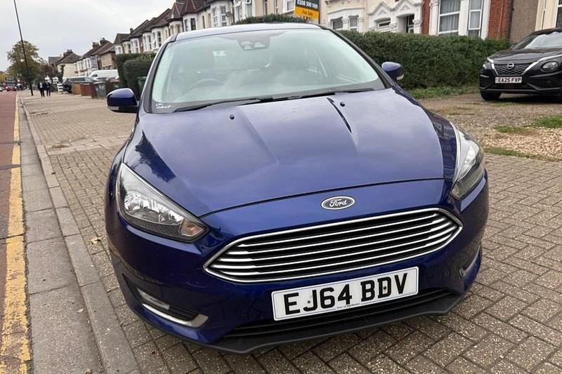 Blue Used 2014 Ford Focus Titanium Hatchback | £3,895 (Fair price) - Image 1/1