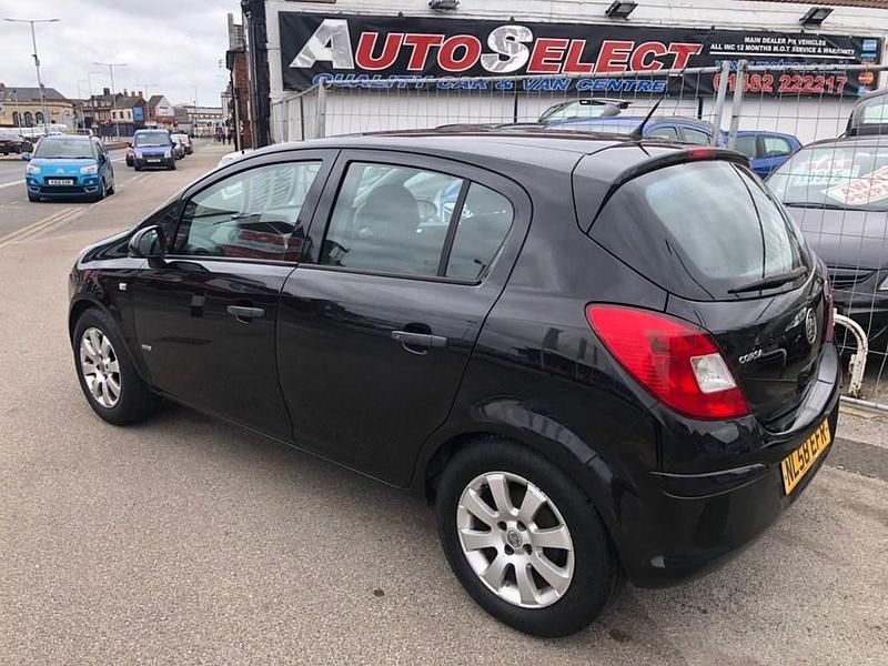 Used Vauxhall Corsa 79 HP (58 kW) 2008 Black Hatchback