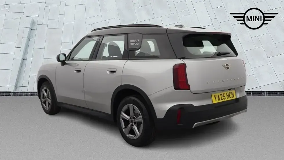 Used Mini Countryman Classic 168 HP (123 kW) 2025 Silver SUV