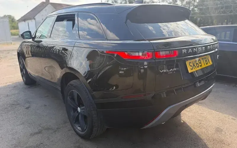 Used Land Rover Range Rover Velar S 179 HP (131 kW) 2019 Black SUV