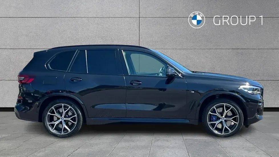 Used BMW X5 M Sport 335 HP (246 kW) 2022 Black SUV