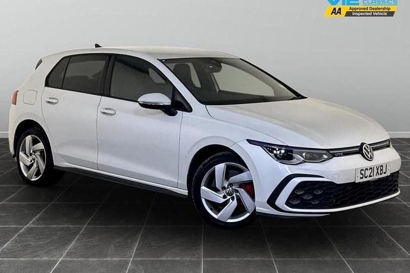 Used 2021 VW Golf VIII GTE | £16,895 (Good price) - Image 1/1