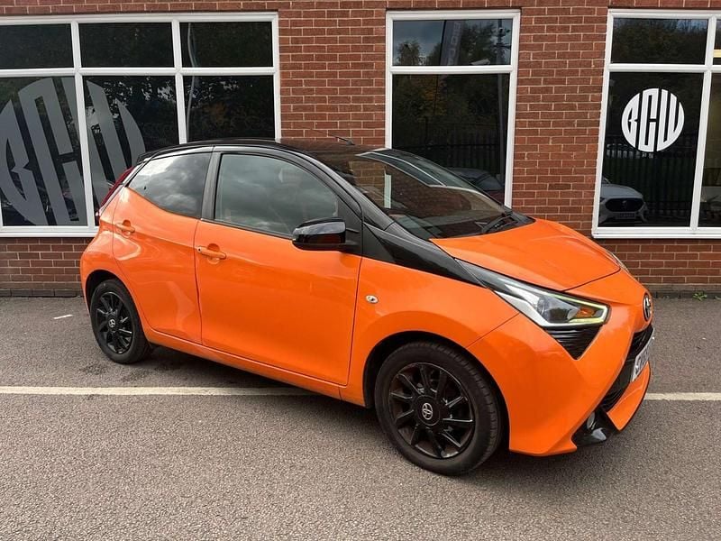 Orange Used 2019 Toyota Aygo X-cite Hatchback | £6,800 (Good price) - Image 1/4