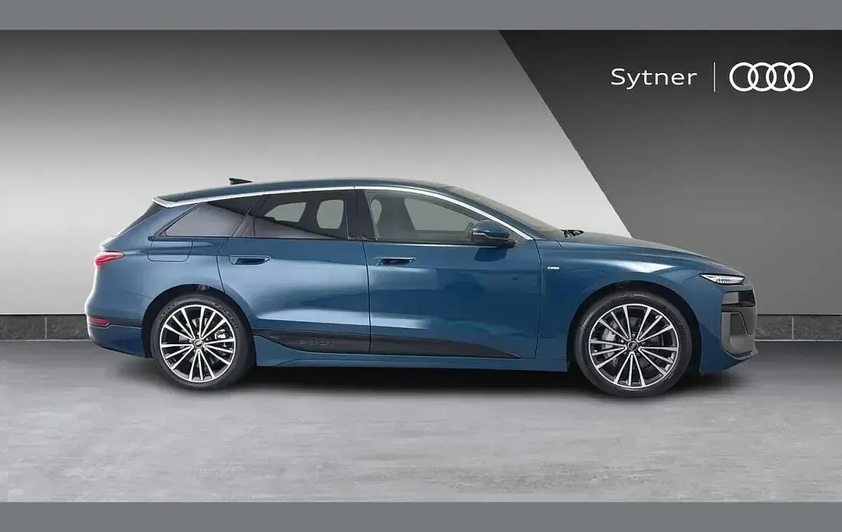 Used Audi A6 e-tron S-Line 269 kW (367 HP) 2025 Blue Estate