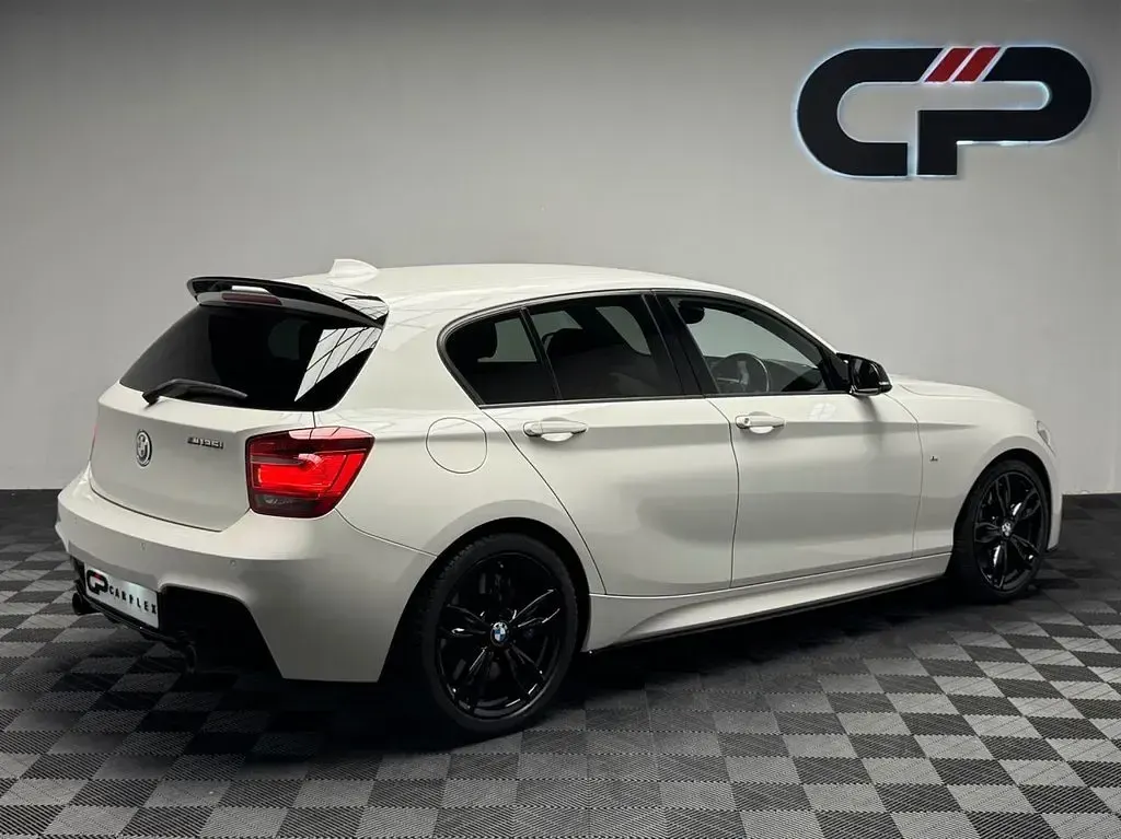 Used BMW M135 Comfort Edition 320 HP (235 kW) 2014 White Hatchback
