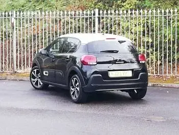 Used Citroën C3 PureTech 110 HP (80 kW) 2023 Black Hatchback