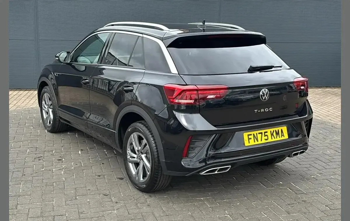Used VW T-Roc R-line 150 HP (110 kW) 2025 Black SUV