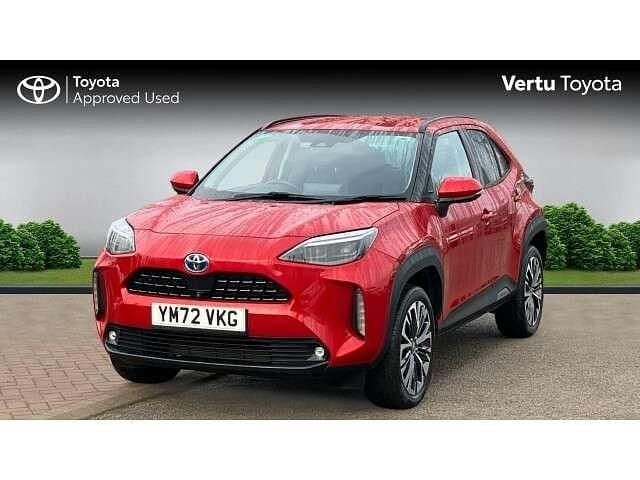 Used Toyota Yaris Cross 113 HP (83 kW) 2023 Red SUV